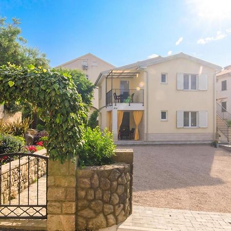 Apartman Ivona U Prizemlju Malinska Εξωτερικό φωτογραφία